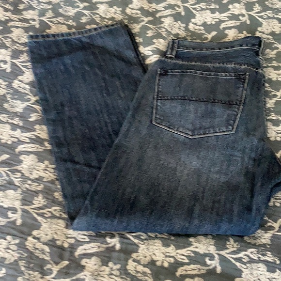 Tommy Bahama Men's Medium Wash Jeans 35X30 - Picture 8 of 8